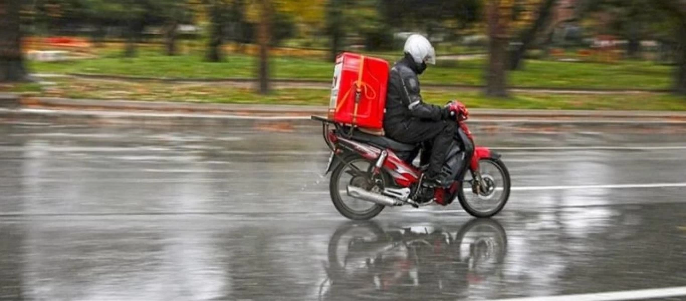 Τραγωδία στην Καβάλα: Διανομέας σκοτώθηκε σε τροχαίο δυστύχημα την παραμονή των Χριστουγέννων